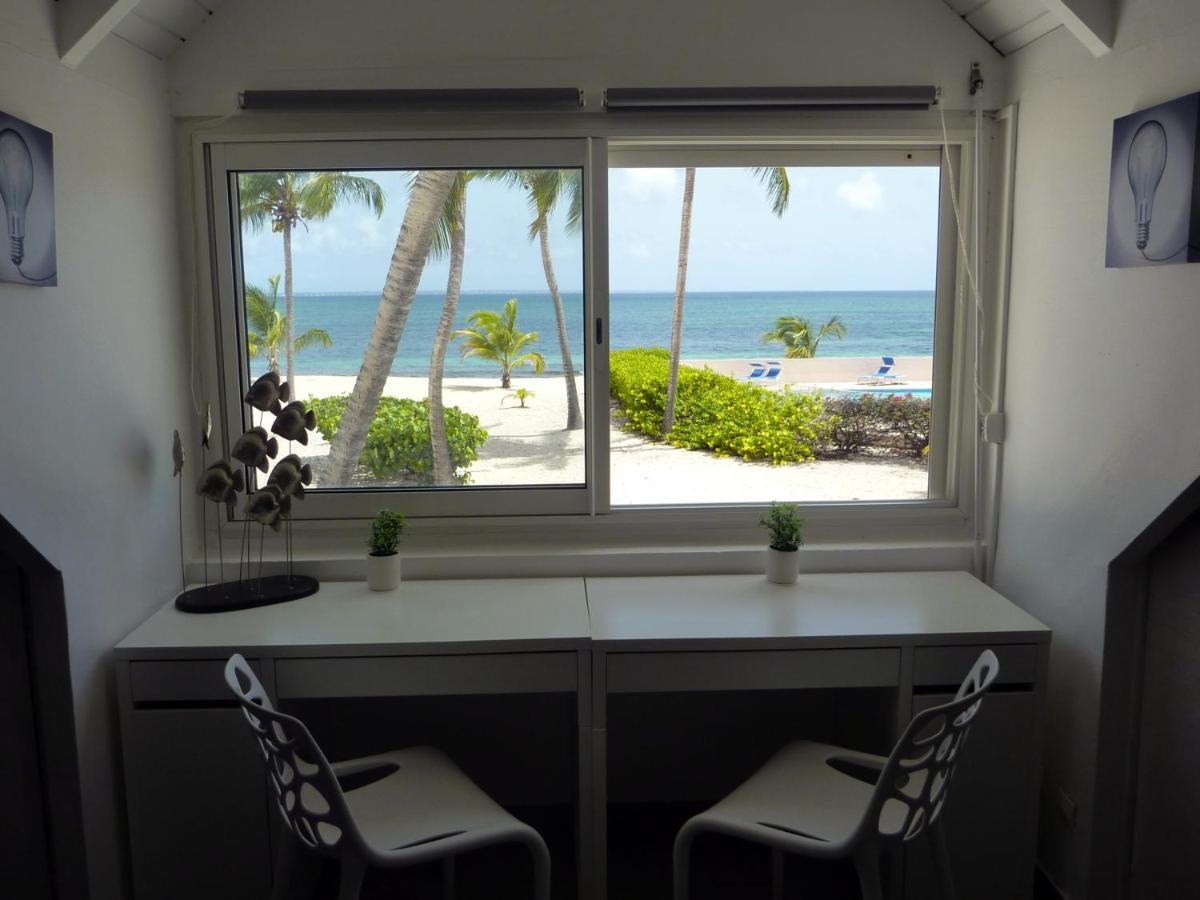 Friendly Beach House Baie Nettle Exterior photo